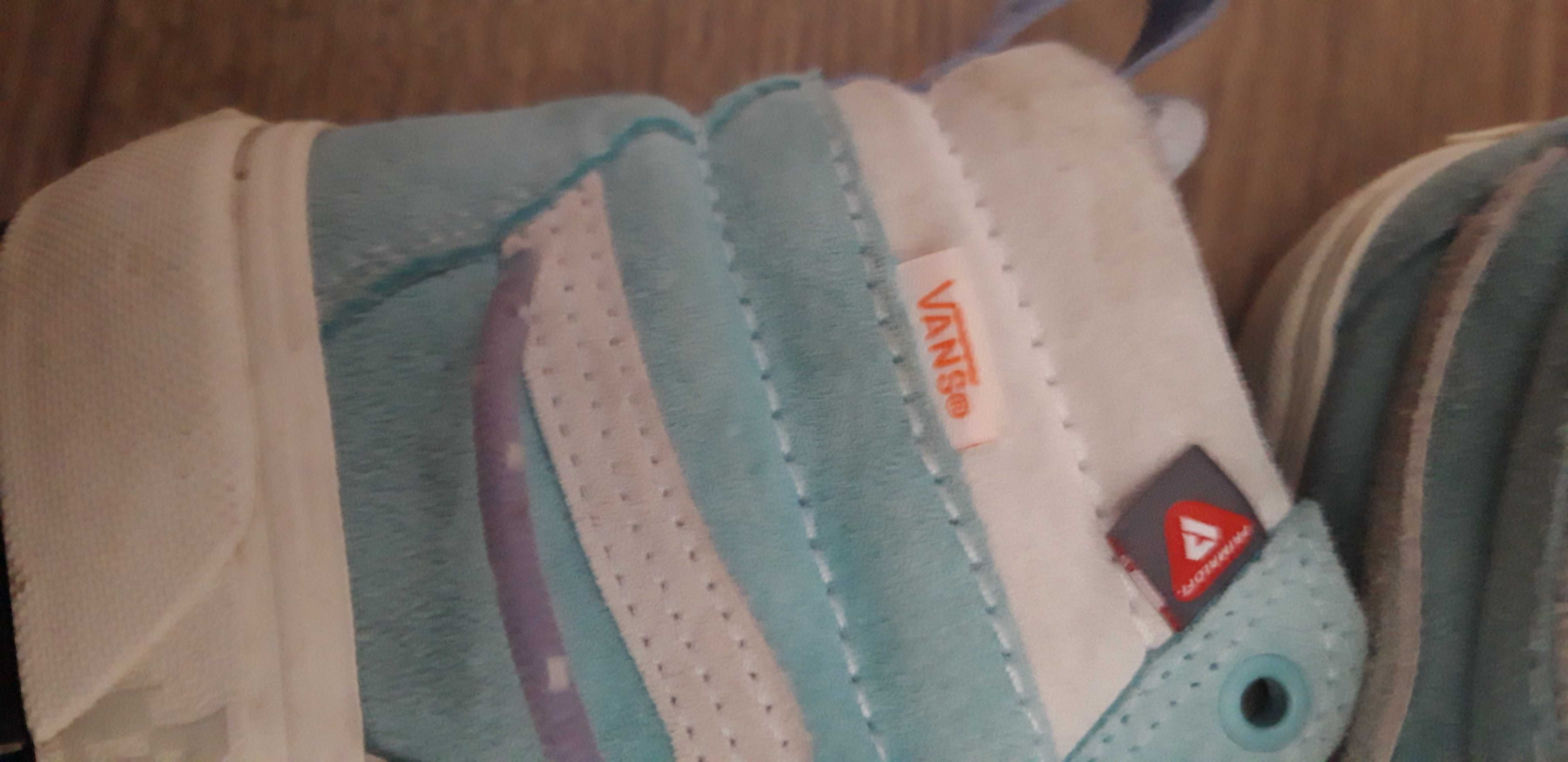 Buty damskie vans × napapijri