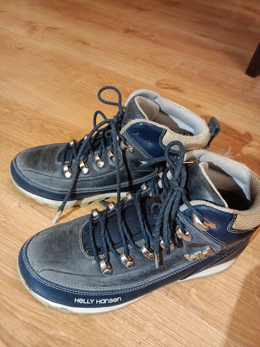 Buty zimowe, trekkingowe Helly Hansen