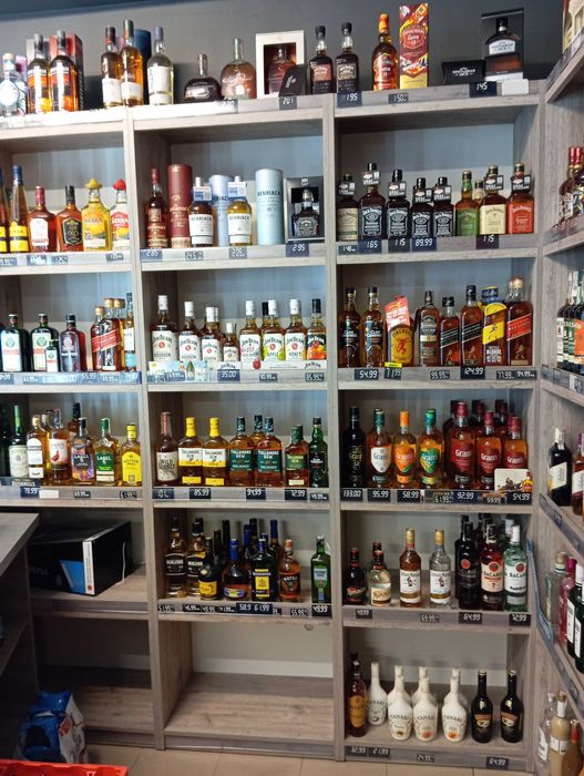 Sprzedam meble po sklepie jak nowe