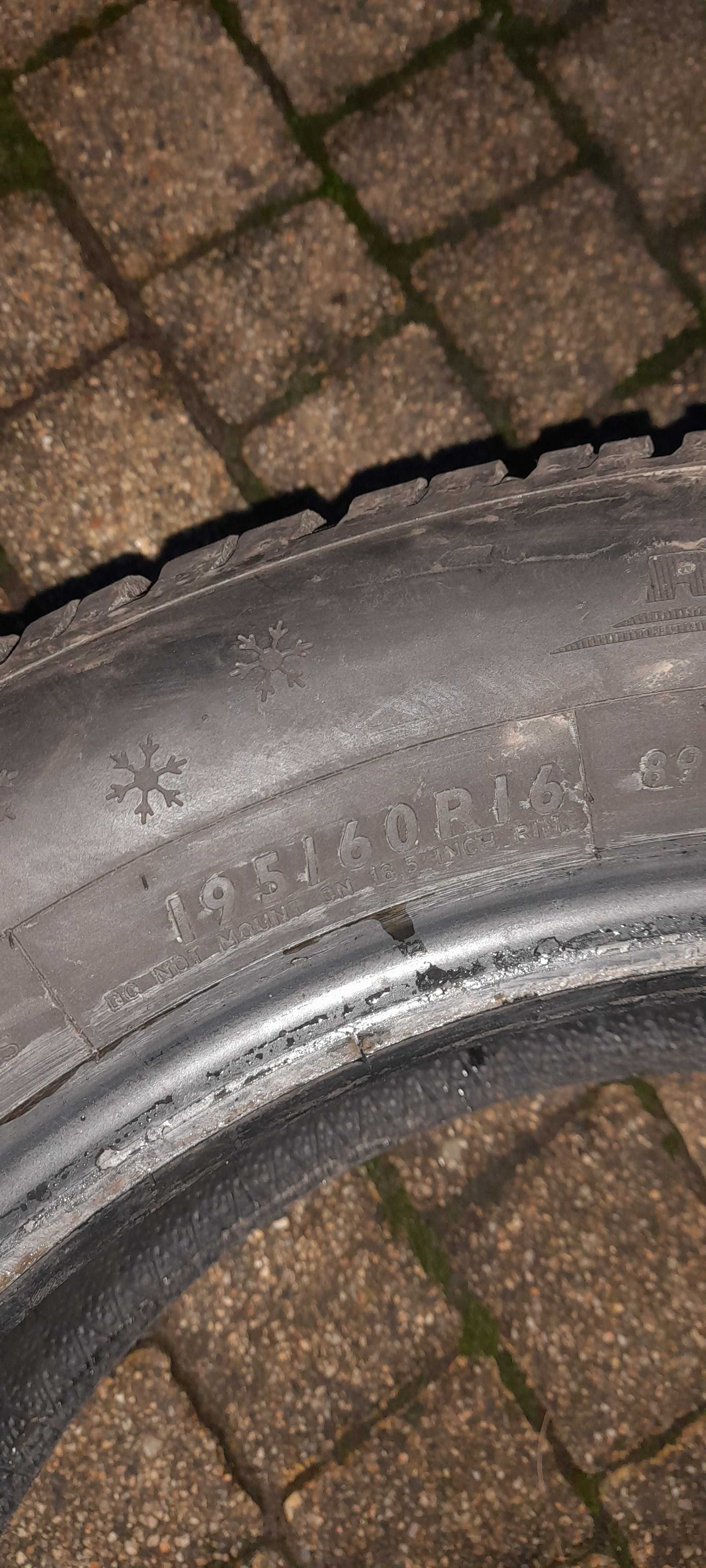 Opony zimowe 195/60 R16-Winter Dunlop,cena za 4 szt.