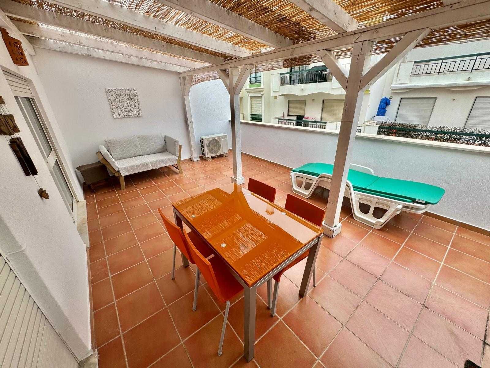 AF-T2-13 com Terraço Monte Gordo