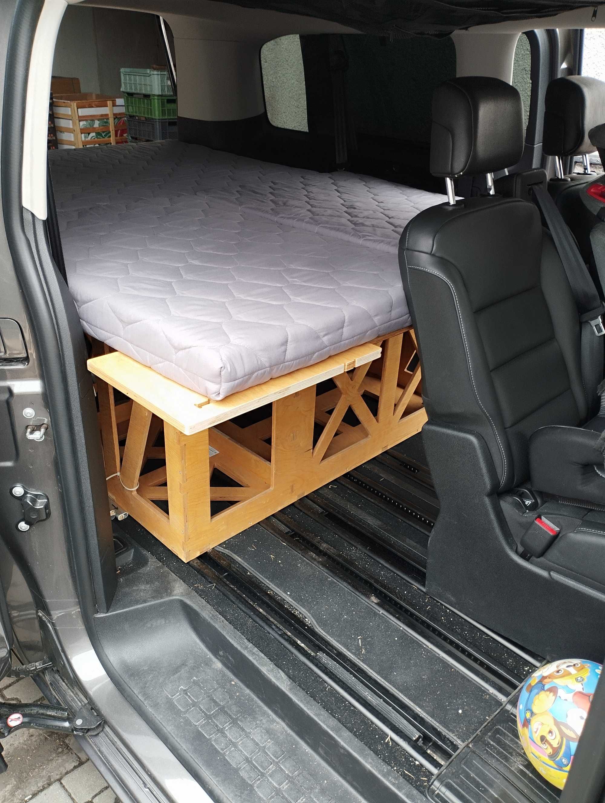 Zabudowa kamper box Toyota proace peugeot traveller Zafira spacetourer