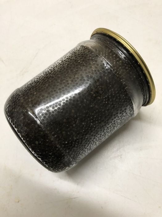 Чорна осетрова ікра від приватного рибного господарства