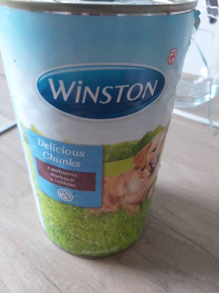 Sucha i mokra karma dla psa Winston