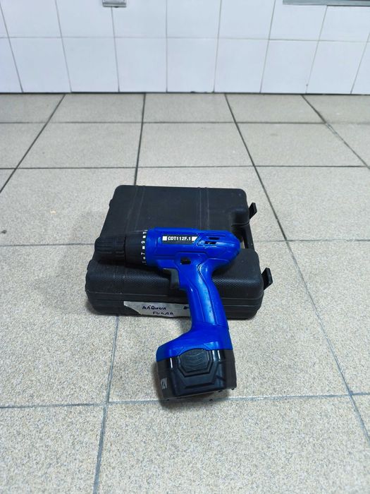 Máquina parafusar e furar a bateria