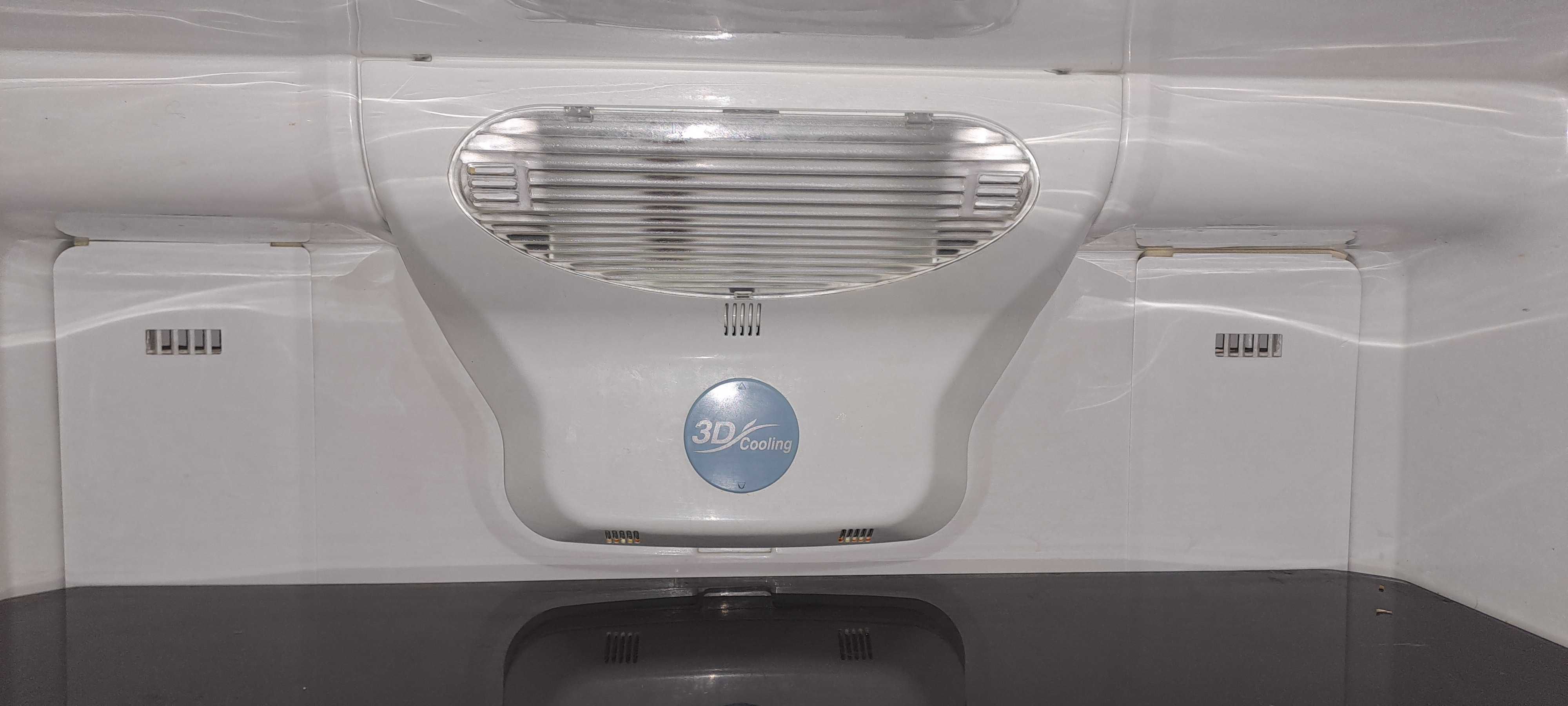 Bezszronowa chłodziarko-zamrażarka 3D Daewoo Electronics (Uszkodzona?)