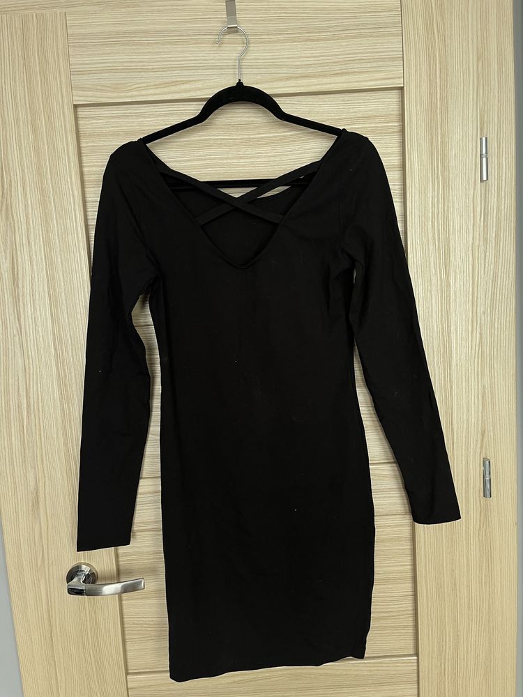 czarna sukienka bawełniana