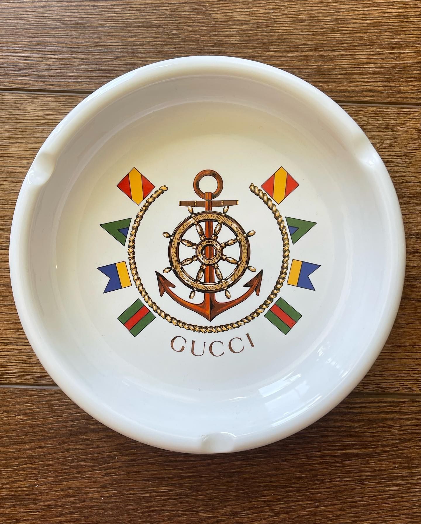 Фарфорова попільничка Gucci