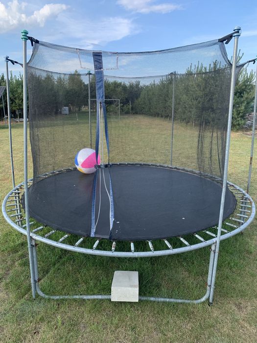 Trampolina ogrodowa 3m