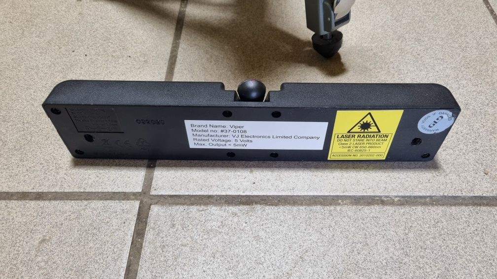 STANLEY Laser krzyżowy C-Line STHT77611 + Viper Laser