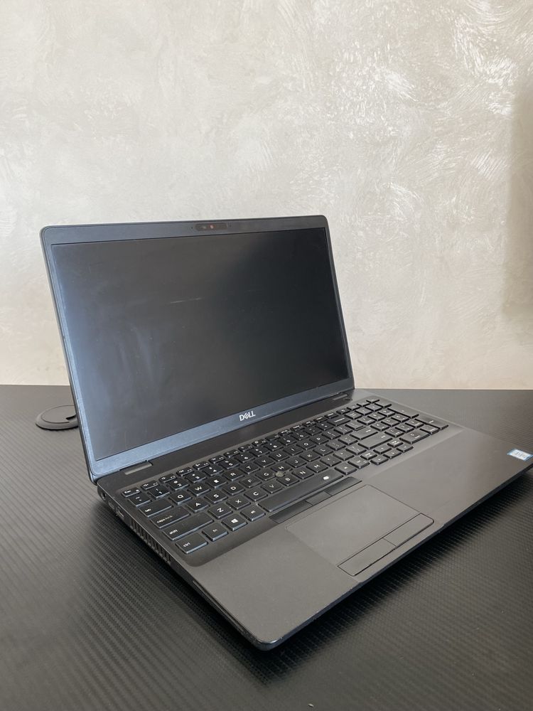 Ноутбук Dell Latitide 5501