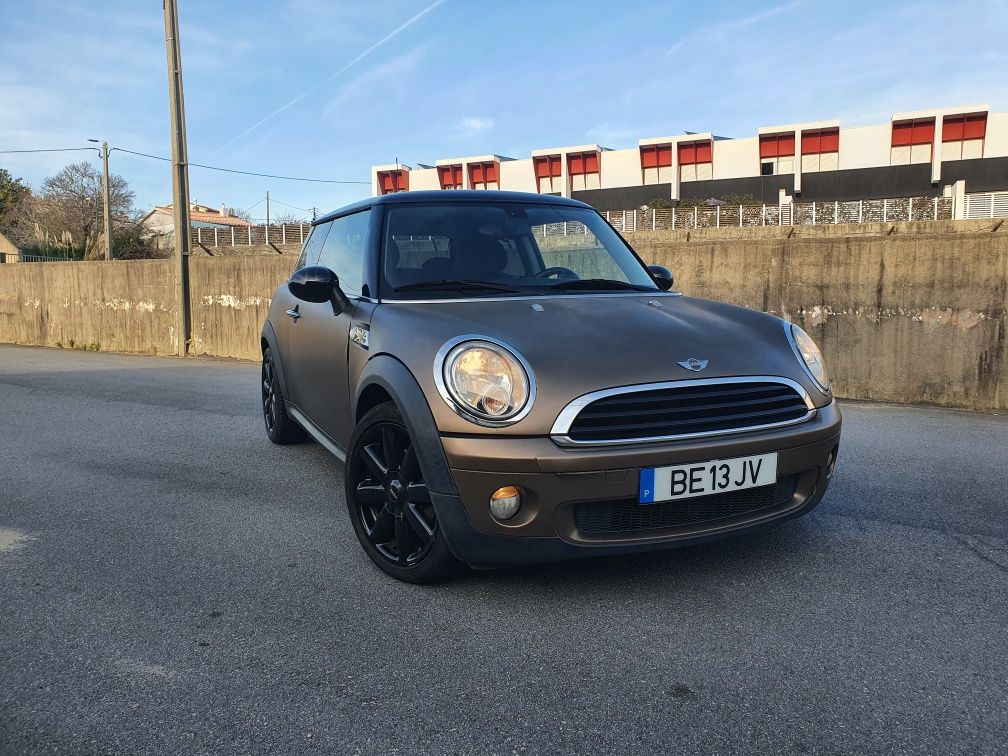 Mini cooper 1.4i versao 50° aniversario