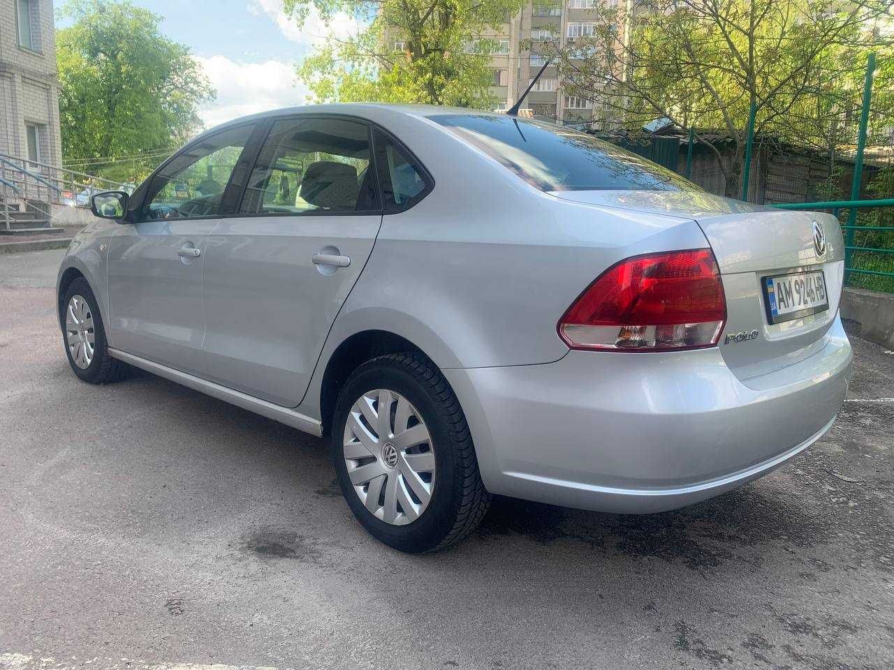 Volkswagen Polo 2014 1.6 бензин