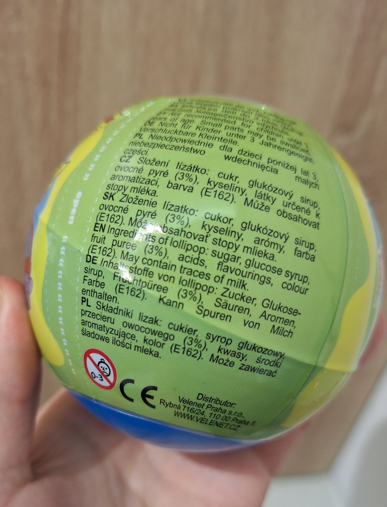 Duża kula Chupa Chups Suprise lizak + zabawka