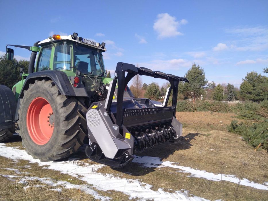 Mulczowanie Mulczer leśny Wgłębny Karczowanie Czyszczenie Wycinka