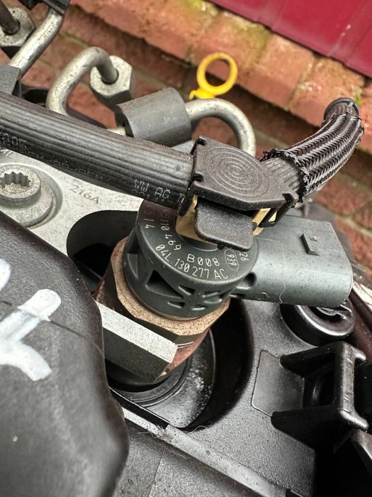 Форсунки 2.0 04L 130 277 AC VW Passat B8 Tiguan Golf 7 Skoda Superb 3