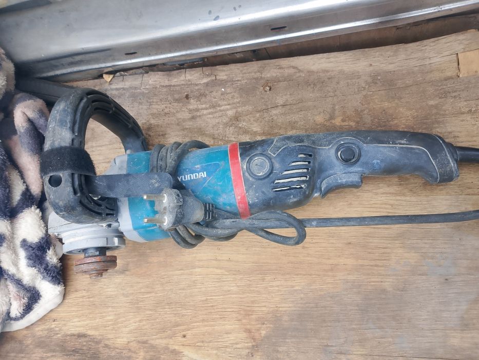 Продам шлифмашинку