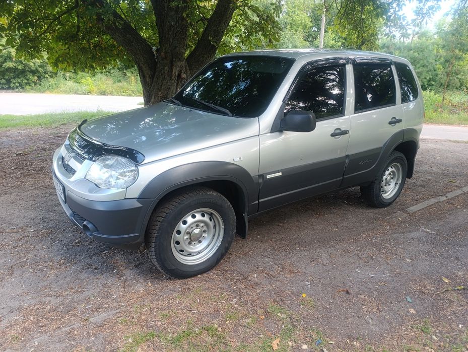Chevrolet Niva 2011