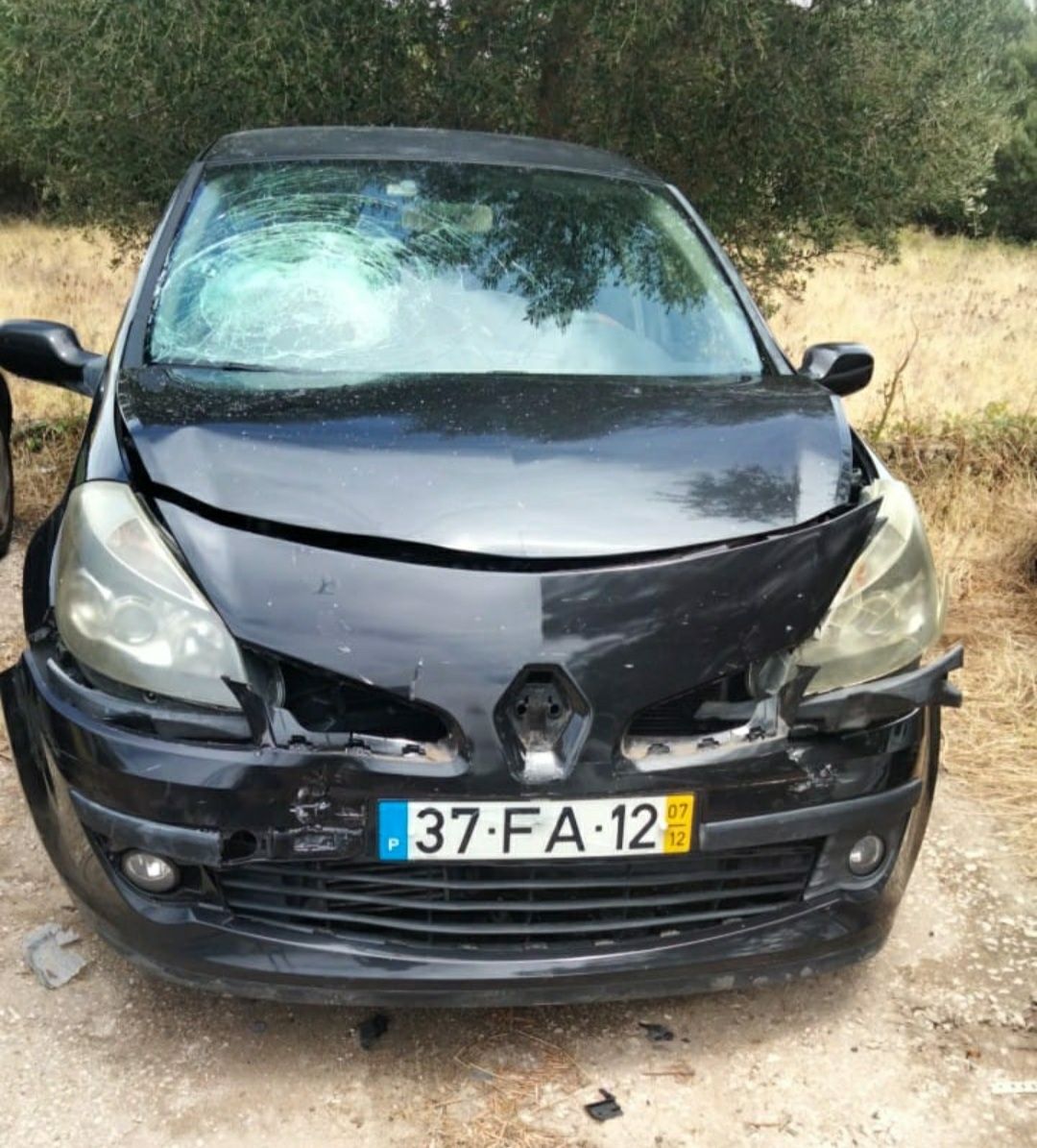 Renault Clio 3 1.5 dci 2007 salvado/acidentado