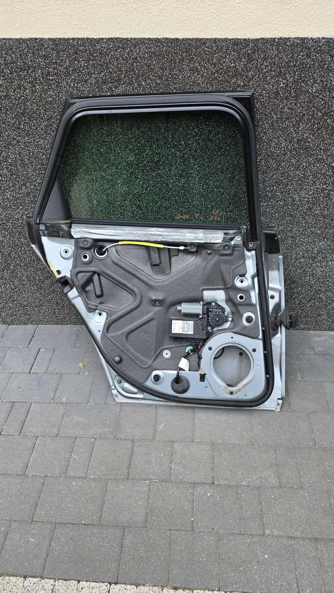 Drzwi lewy tył Audi A4 B7 LY7G