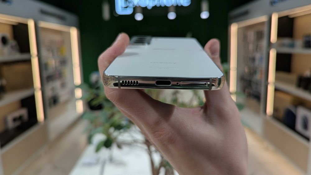 СВ Миколая Магазин Samsung Galaxy S22 8/256GB Phantom White Гарантія