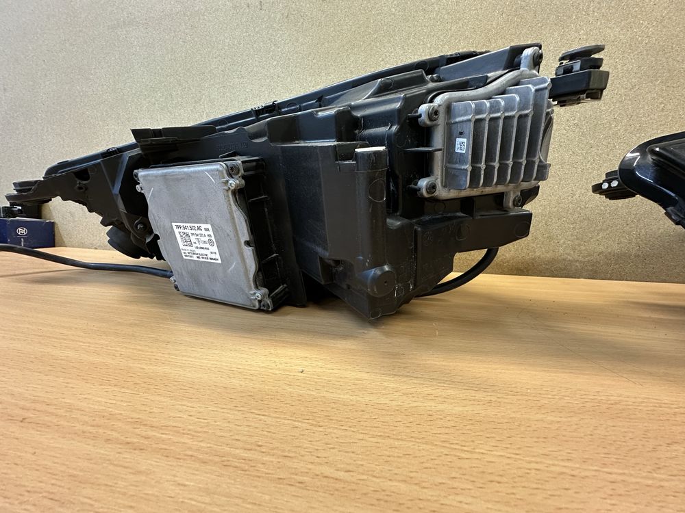 Фара права Audi Q5 FY 80A941034B 2018 2019 2020