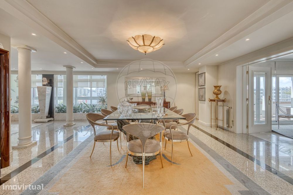 Apartamento T4 para venda