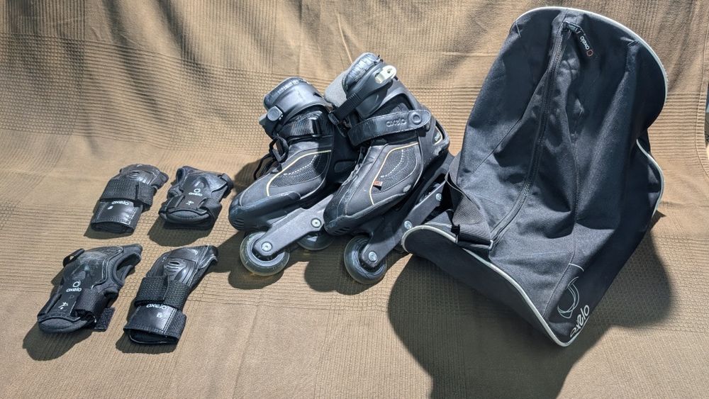 Patins em linha OXELO  - tamanho 42.5 +  proteções de pulso + bolsa
