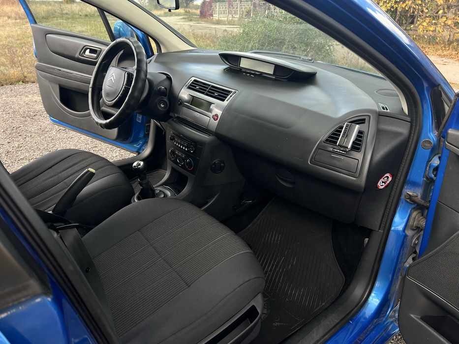 Авто Citroen C4 2008 рік бензин