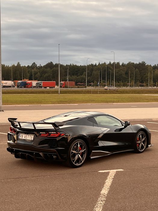 Wynajem Samochodu Do Ślubu Chevrolet Corvette C8