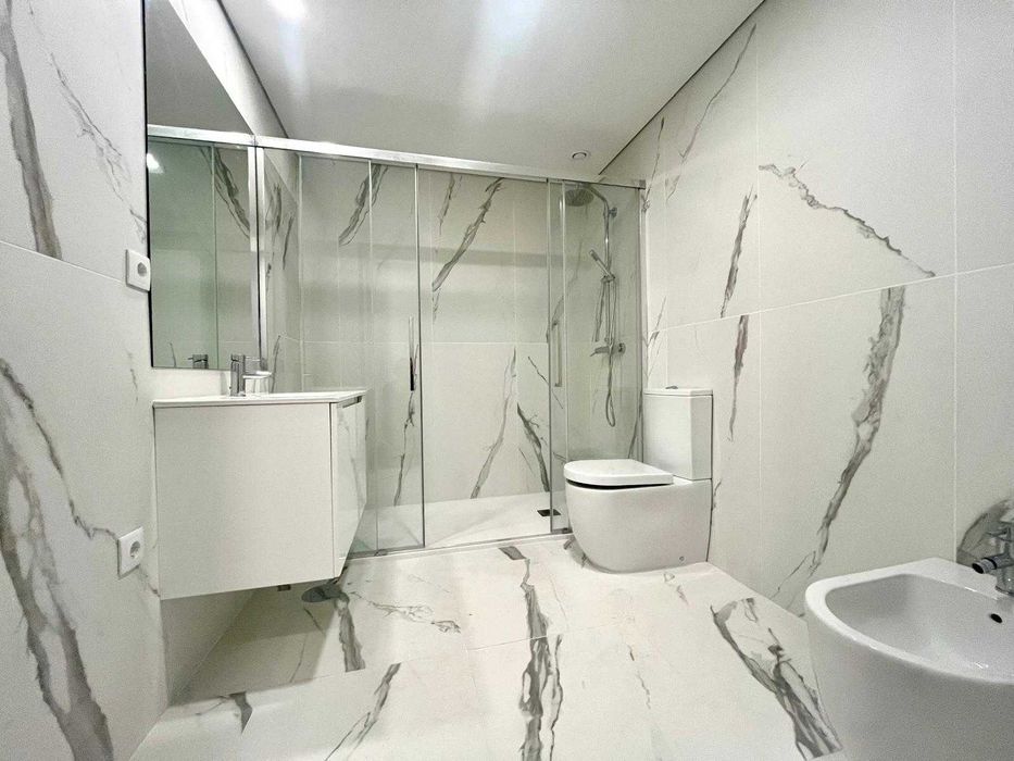 Excelente T2, novo, junto ao Gaia Shopping