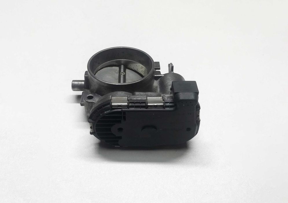 Дросельна заслонка Mercedes C208. C209. W163. W220 - 2.6-2.8-3.2-3.7