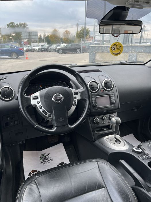 Nissan Qashqai+2 2012