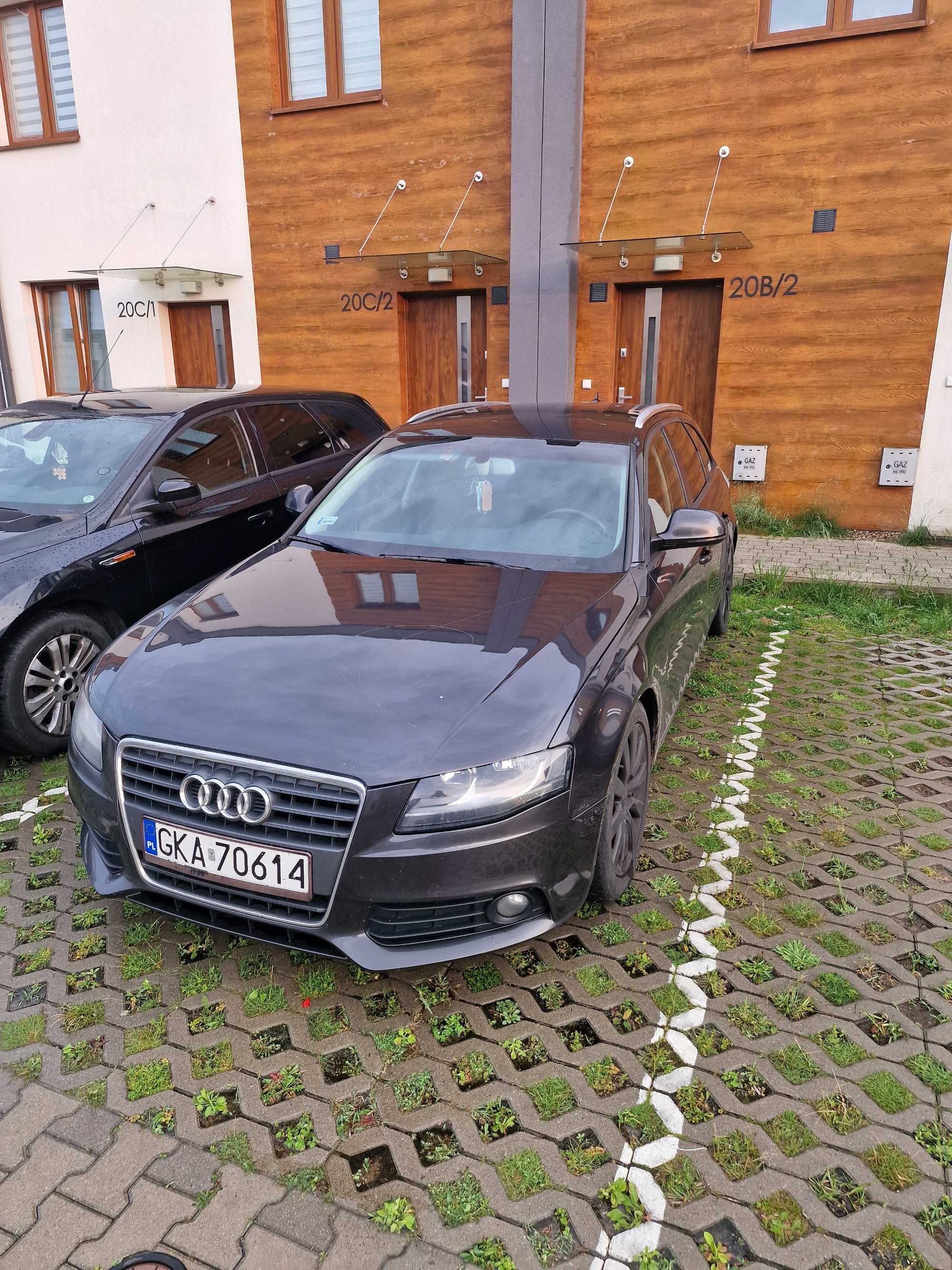 Audi a4b8 2.0 TDI 2008r
