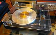 Gramofon hi end Yamaha PF800/PF1000