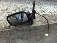 Retrovisor elétrico Esq. Yaris 2001