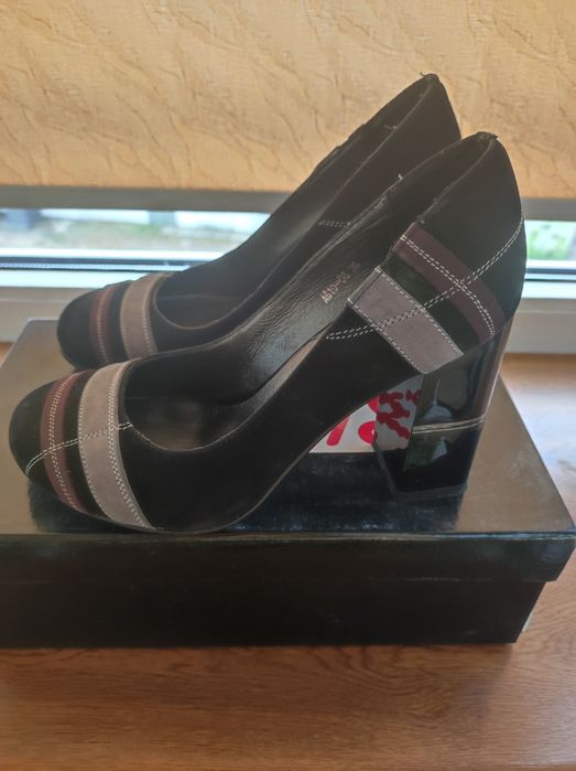 Туфли женские замшевые