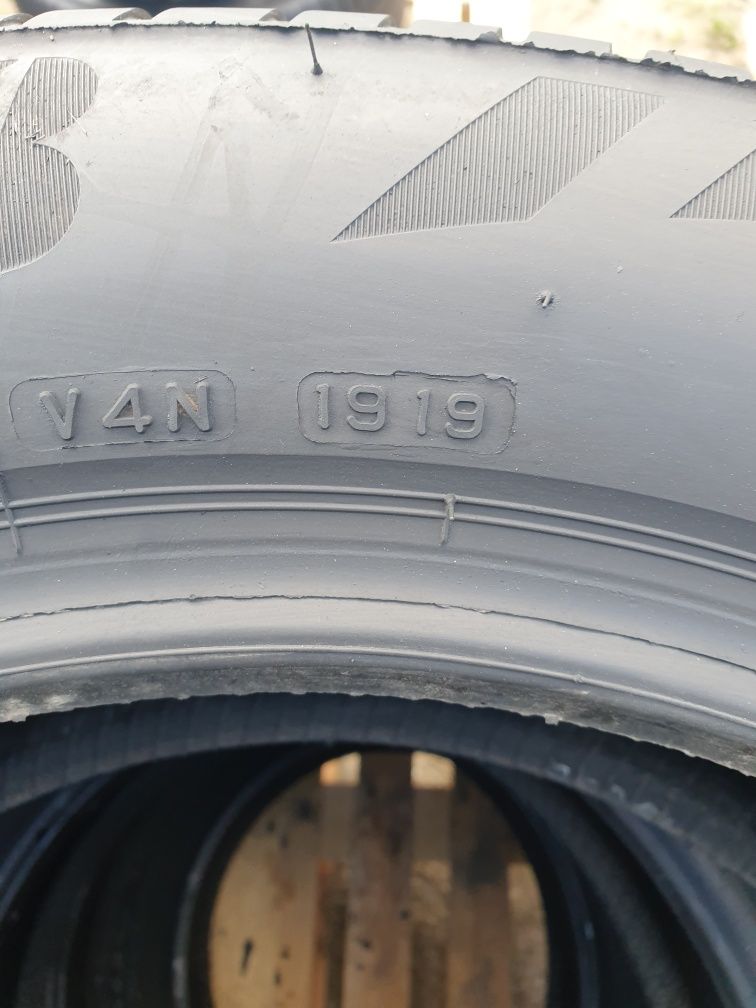 2x 215/60R17 100V Bridgestone Weather Control A005