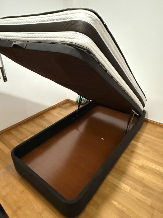 Cama sommier com arrumação e com colchão