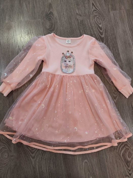 Сукні на дівчинку