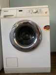 Продам стиральную машину Miele Softtronic W433, 5 кг.Гарантия.