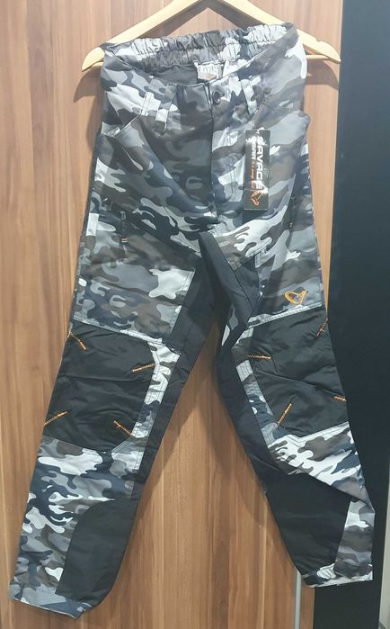 Nowe spodnie wędkarskie Savage Gear Camo Trousers , rozm.M