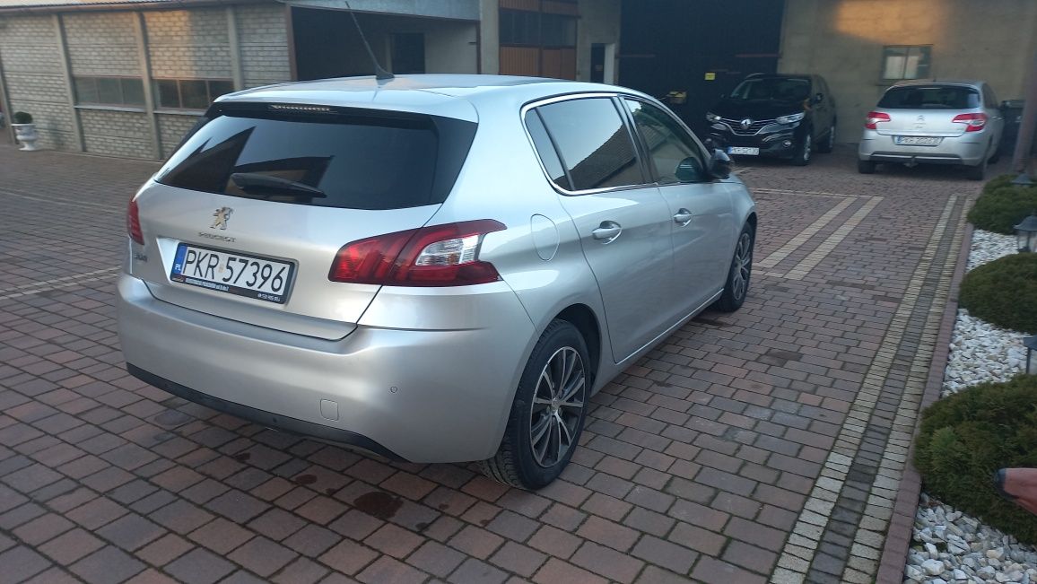 Peugeot 308 1.2.