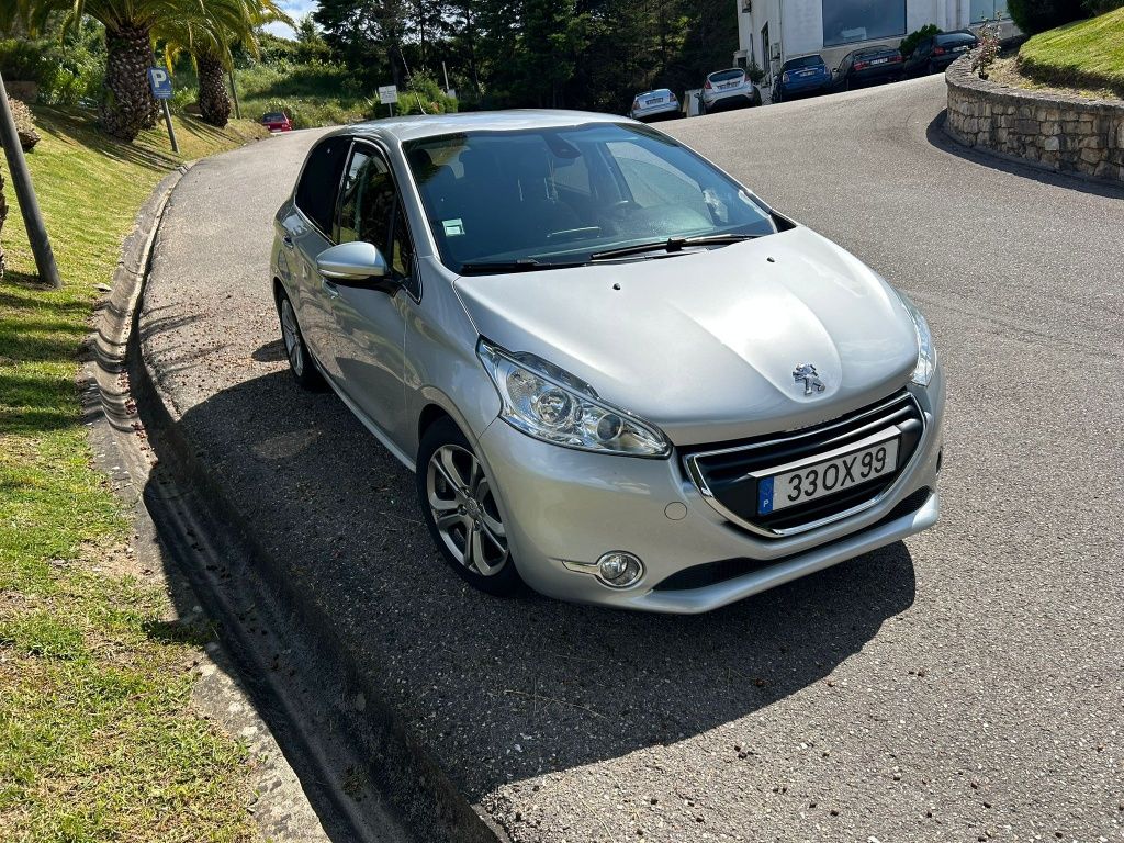 Peugeot 208 Allure