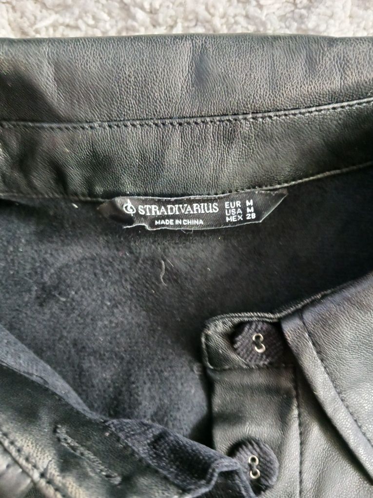 Koszula sztruks eko skóra roz. M Stradivarius