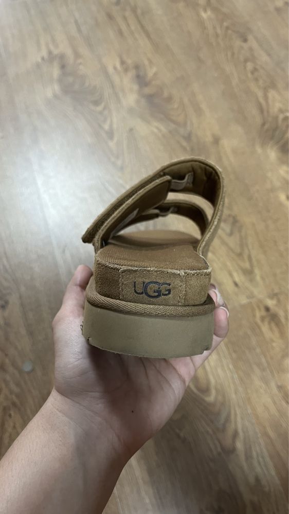 Ugg 26 см 40 р сандалі