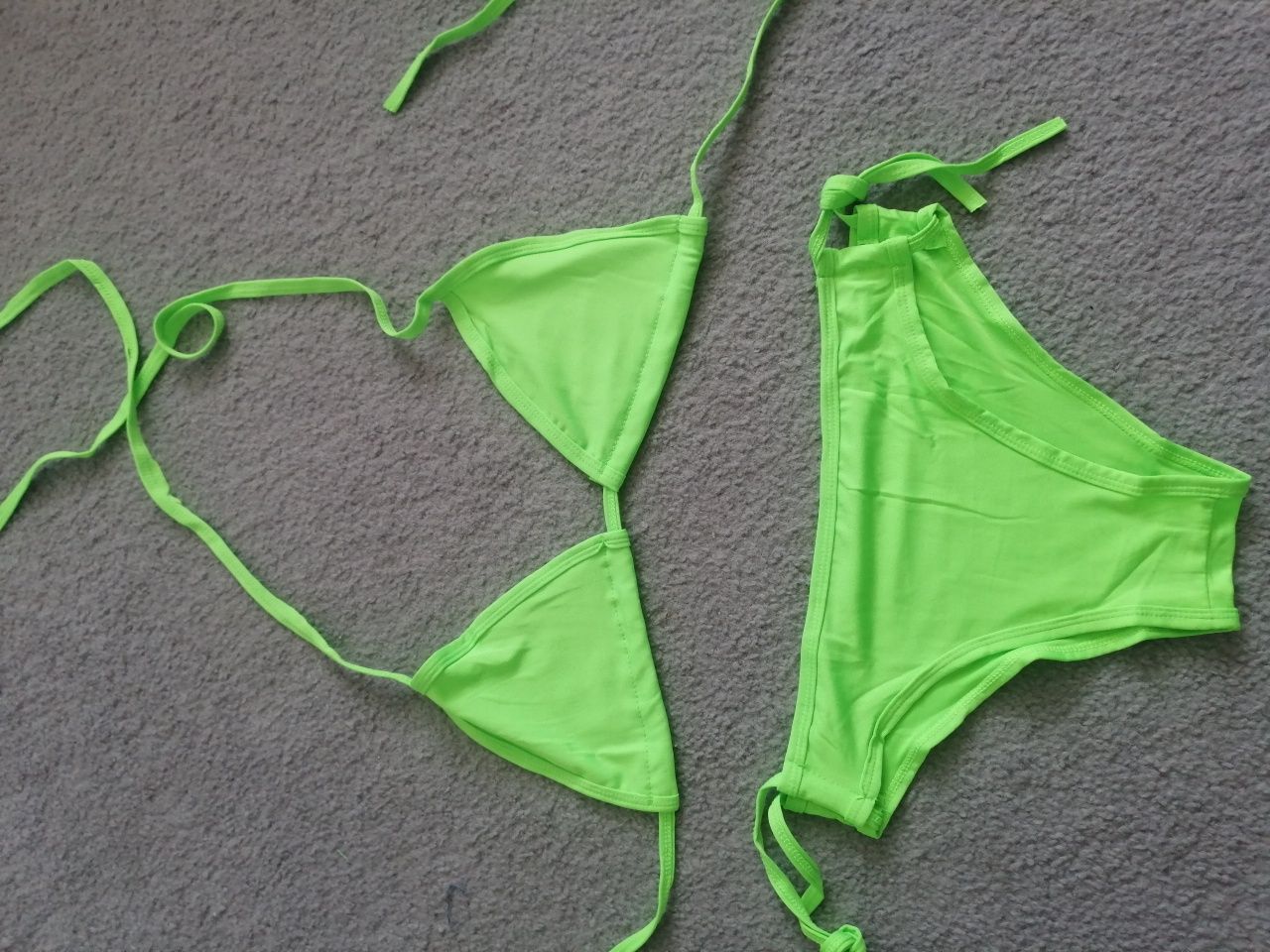 Zielony neonowy kostium kąpielowy bikini sm