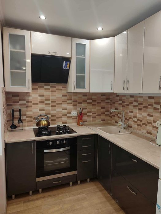 Оренда 3к кв-ри з ремонтом,м.Почайна–15 хв.пішки,Куренівський парк