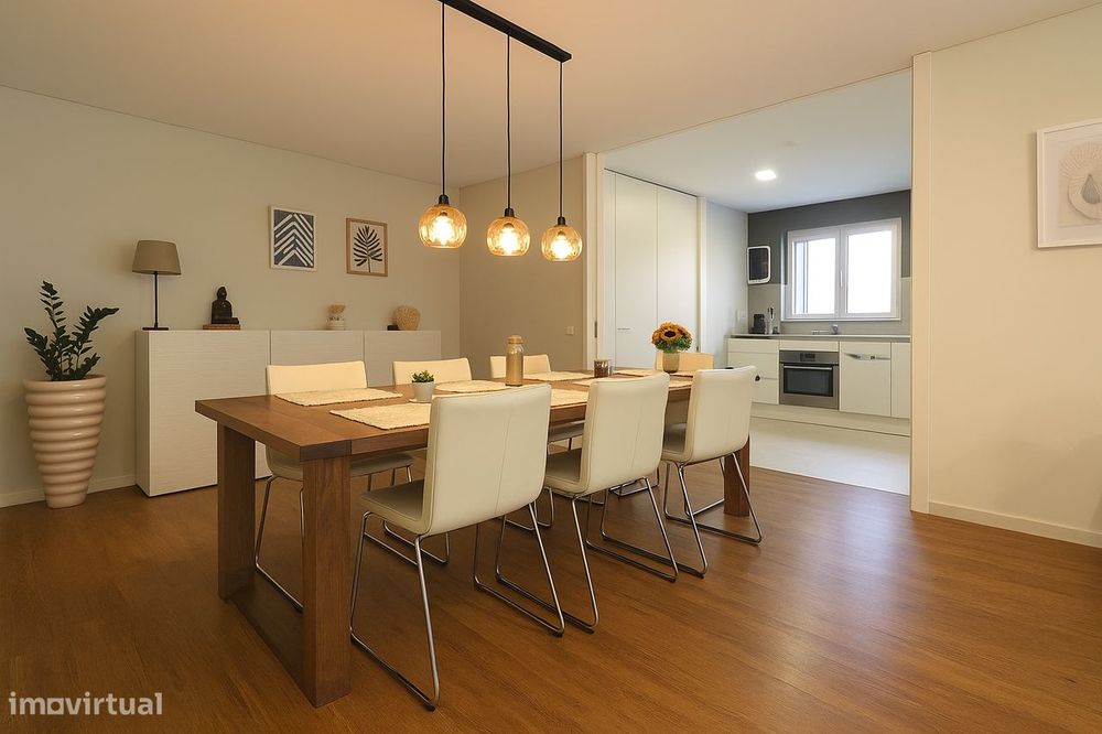 Apartamento T4 de Luxo, junto ao  Centro de Esposende.