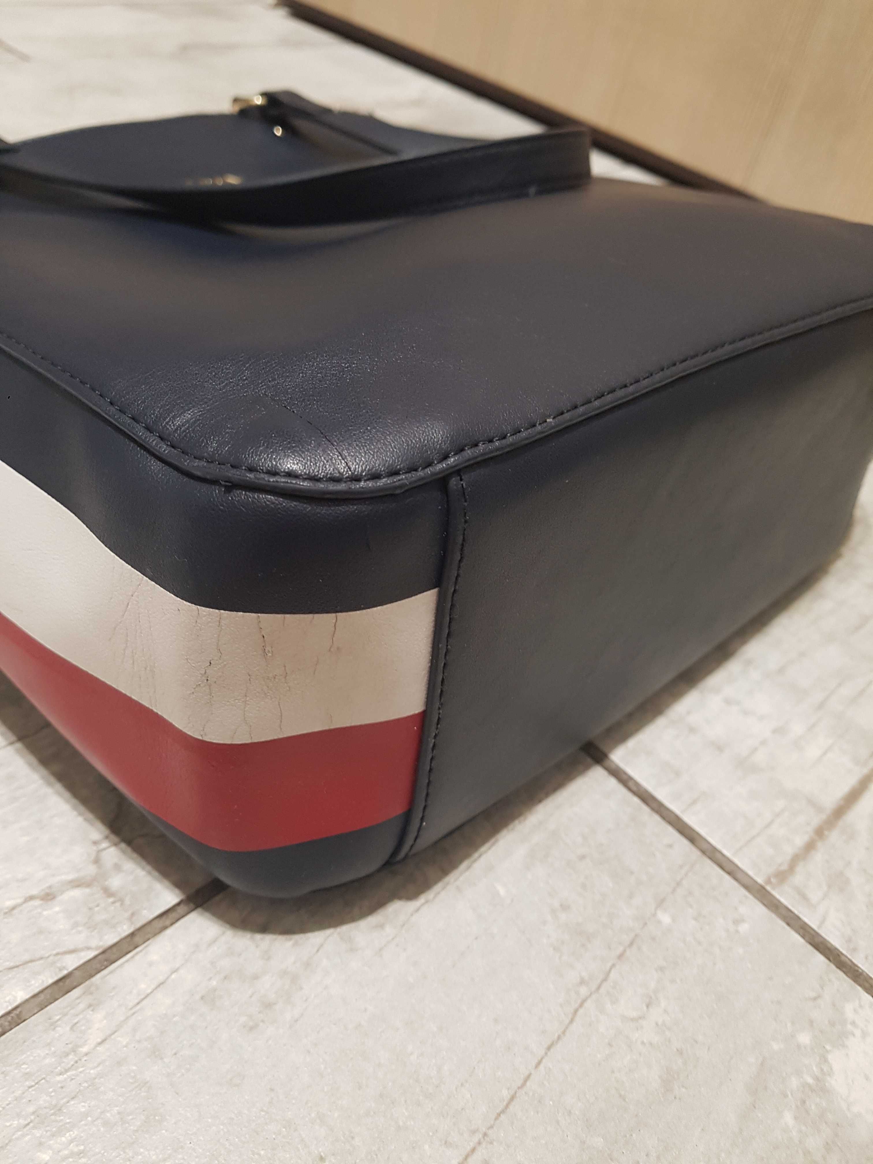 Torebka damska firmy Tommy Hilfiger
